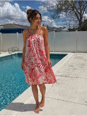 C&C California Coral Leaf-Print Spaghetti-Strap Maxi Dress